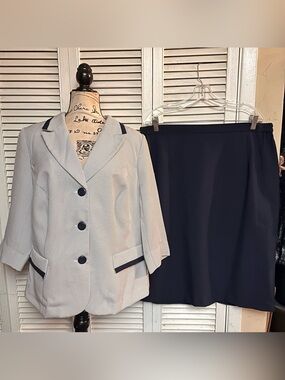 Danillo Plus Size Skirt Suit Size 16W - Navy And White In Color